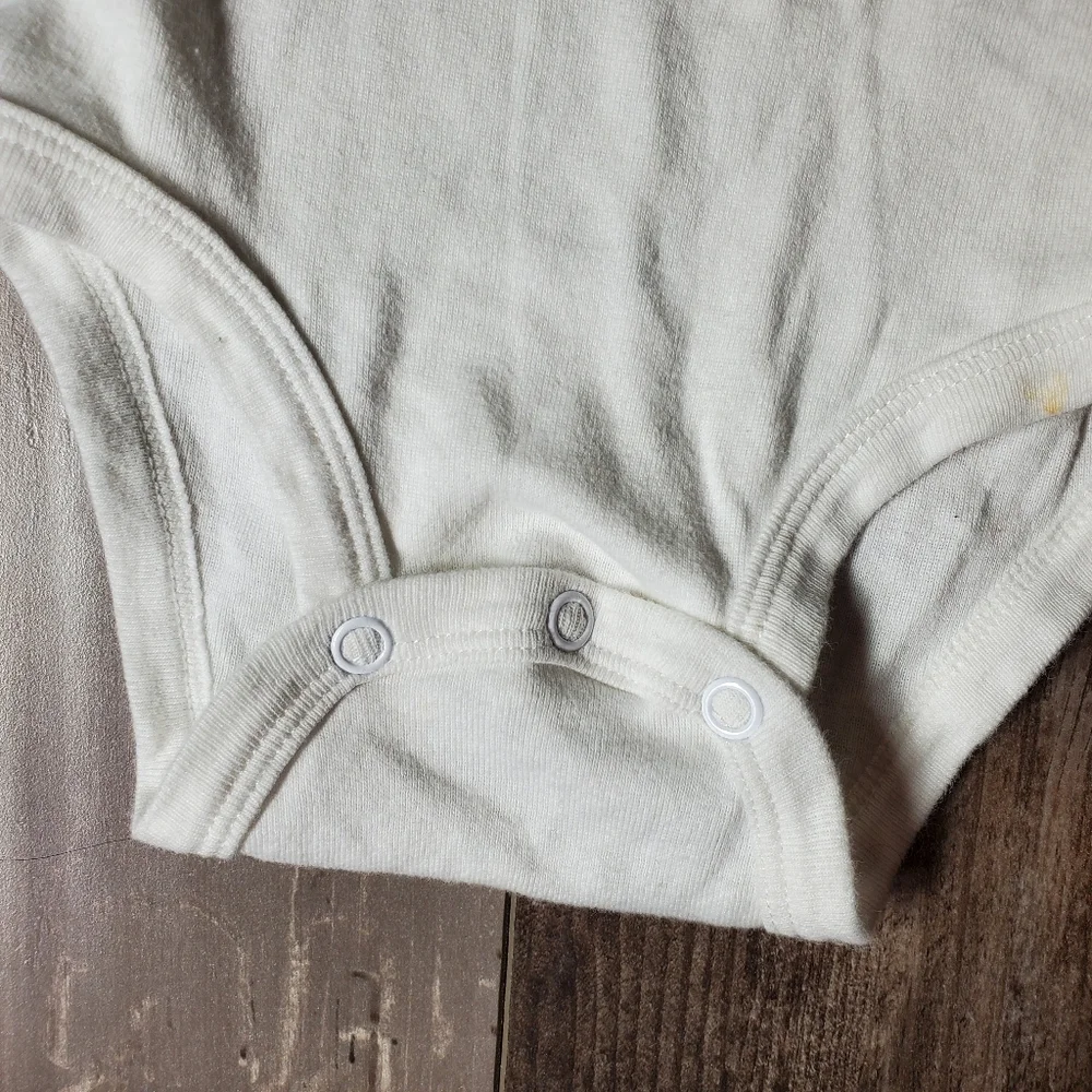 Carter's Baby Bear 100% Cotton 2pc Onesie Bodysuit Bundle Size 12m EUC